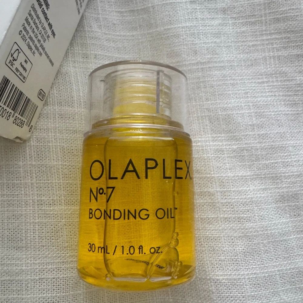 New Olaplex No. 7 Bonding Oil, 1 OZ - Picture 5 of 6